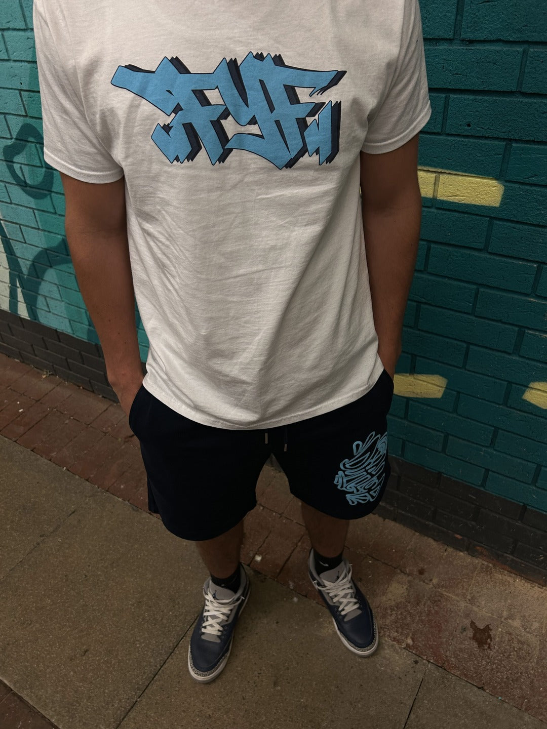 BLUE FYF TEE (WHITE)